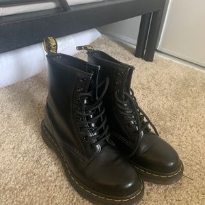 Dr Marten Combat Boots
